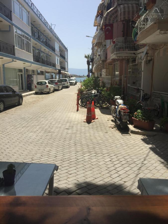 Iyon Pansiyon Foca Exterior photo